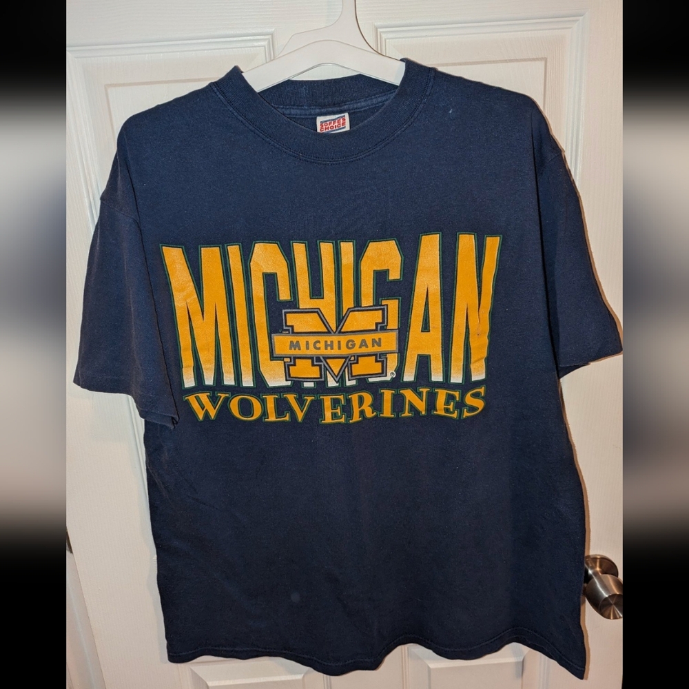 Michigan Wolverines vintage shirt university of Michigan